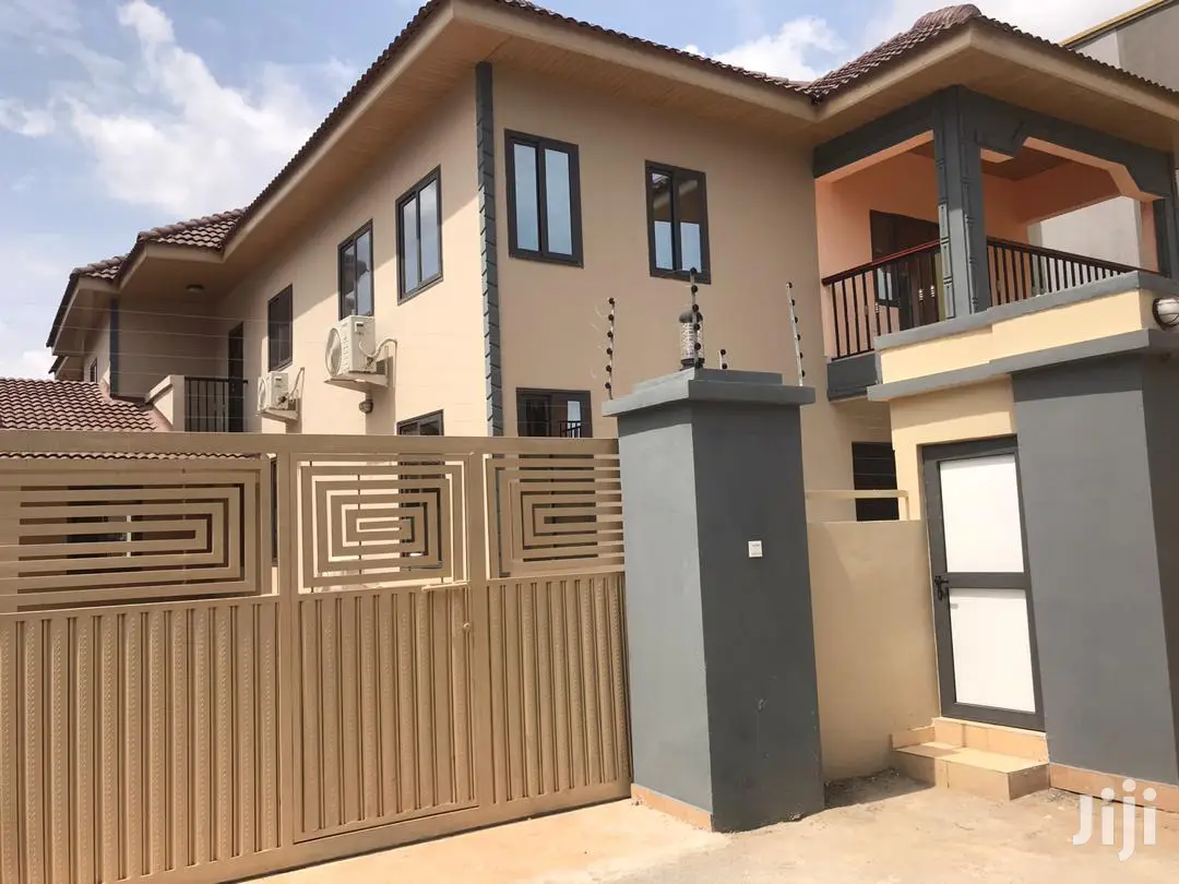 4bedroom Twon House Rent
