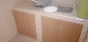 1bdrm Duplex in De-Icons Real Estate, Awutu Senya East Municipal