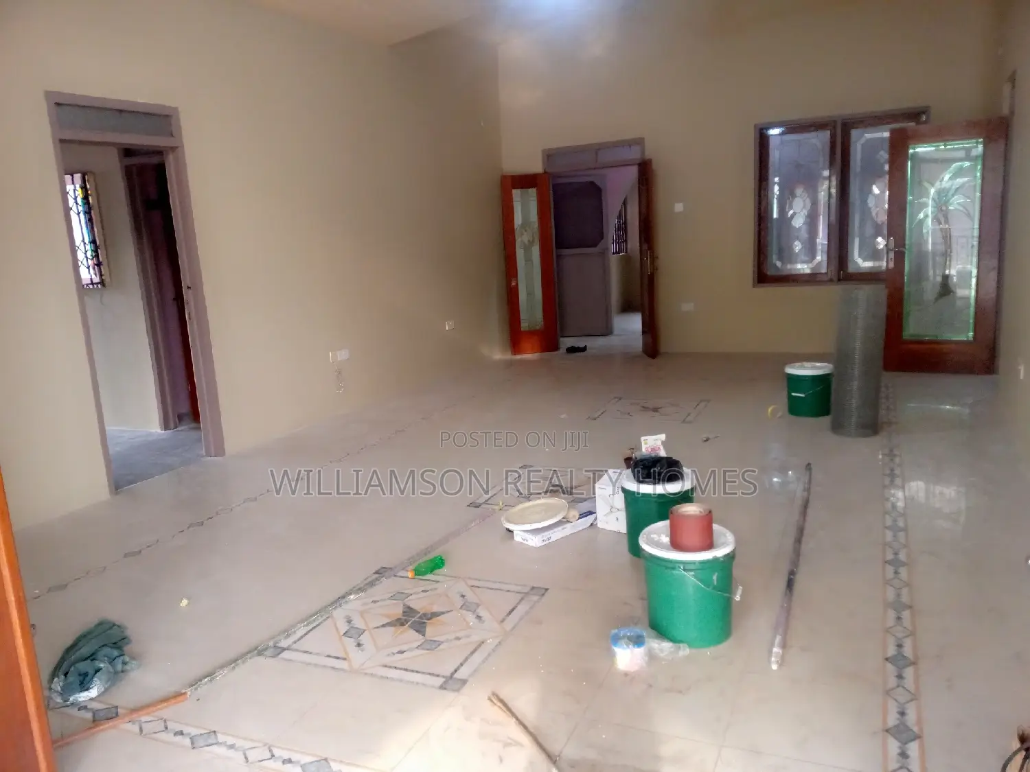 6bdrm House in Hfc Estate, Spintex for rent