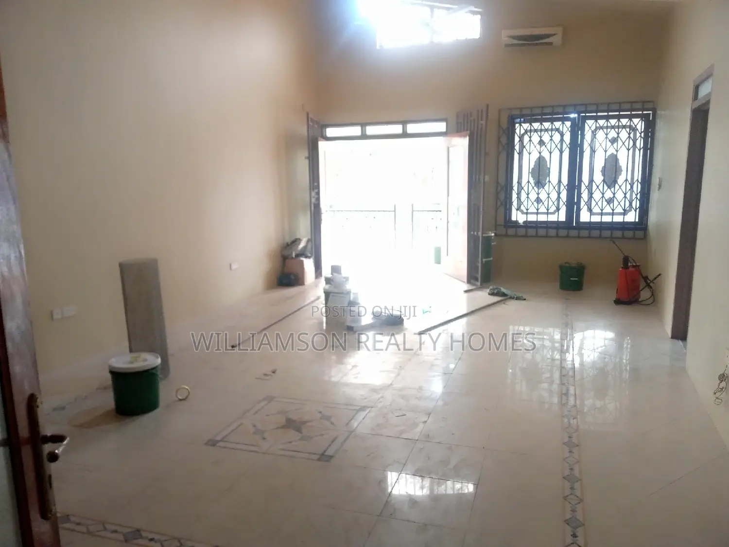 6bdrm House in Hfc Estate, Spintex for rent