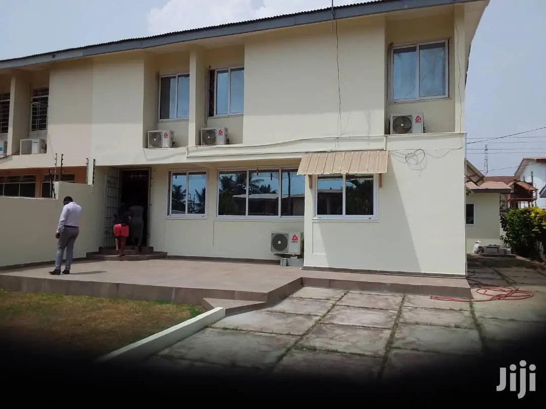 4bdrm House in Bronko Housing, Accra Metropolitan for rent