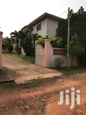 4bdrm House in Bronko Housing, Ekumfi for rent