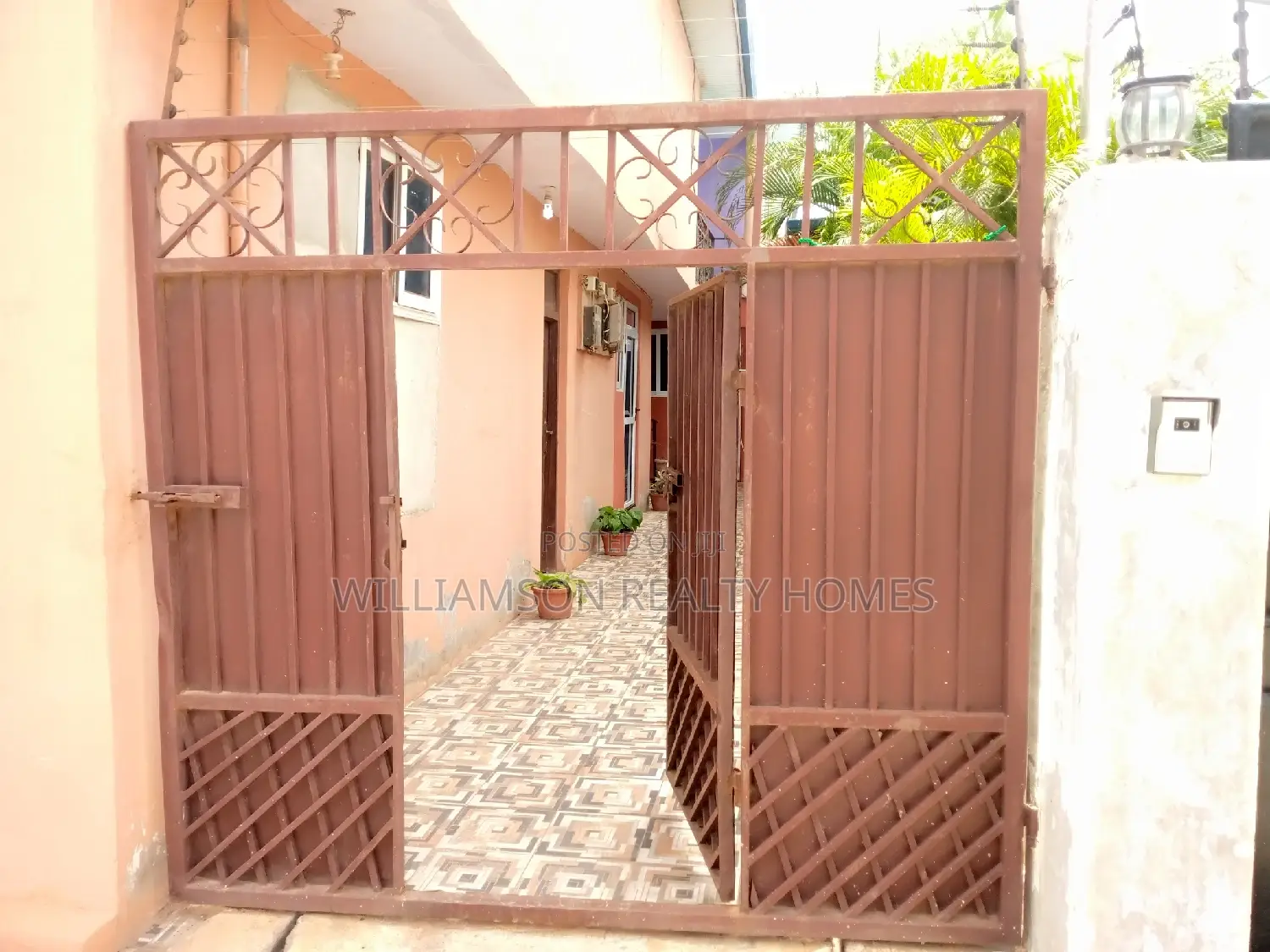 1bdrm Apartment in Coastal Estate Area, Spintex for rent