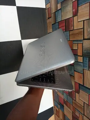 Laptop Sony VAIO Duo 13 SVD1321M2E 2GB Intel Core 2 Duo HDD 160GB