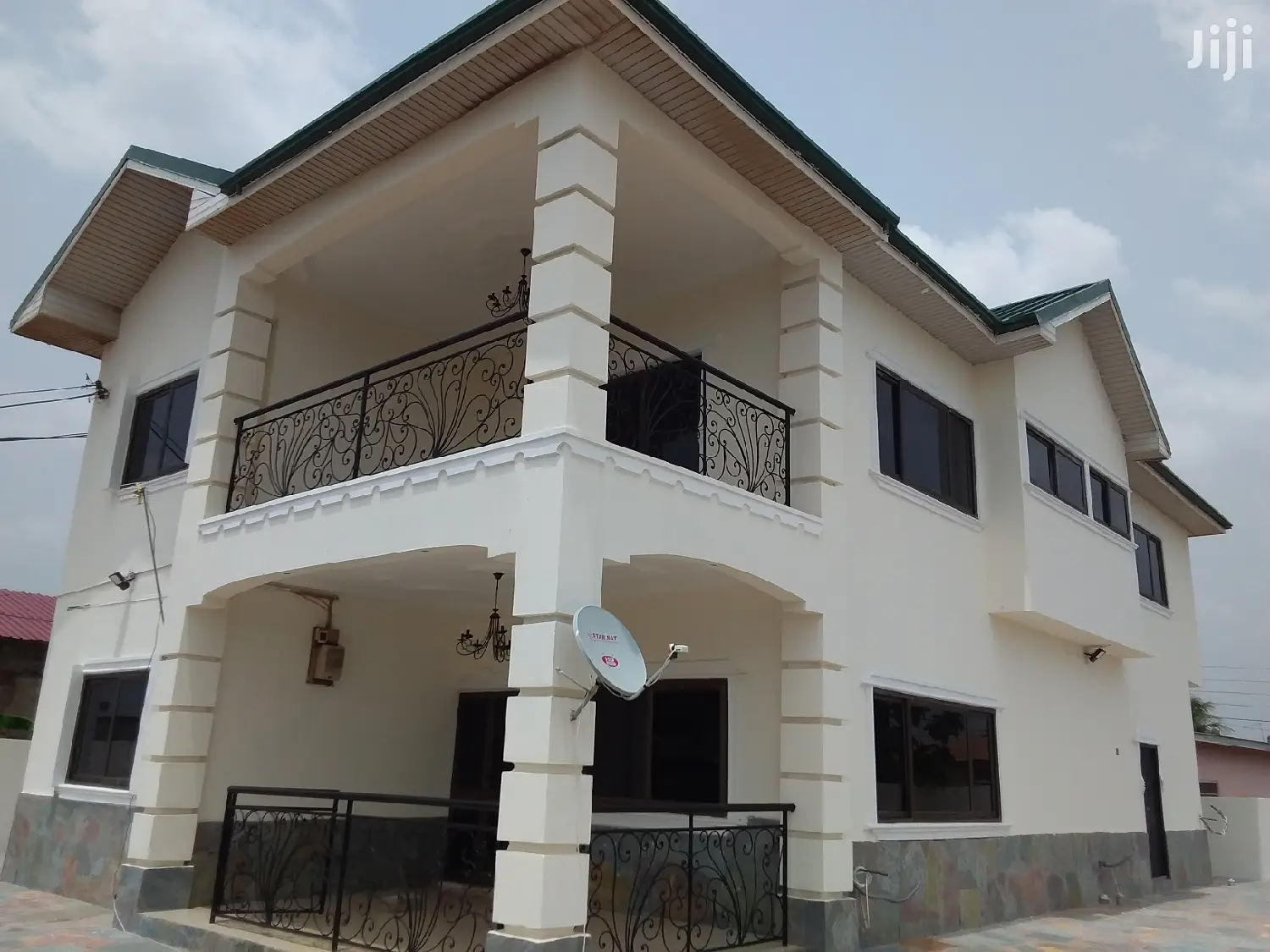 4bdrm House in Bronko Housing, Accra Metropolitan for rent