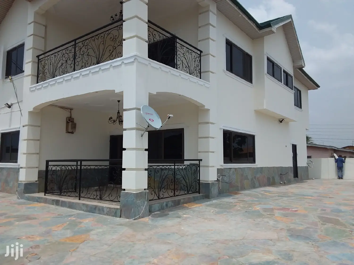 4bdrm House in Bronko Housing, Accra Metropolitan for rent
