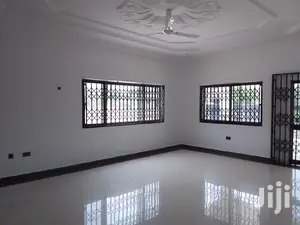 4bdrm House in Bronko Housing, Accra Metropolitan for rent