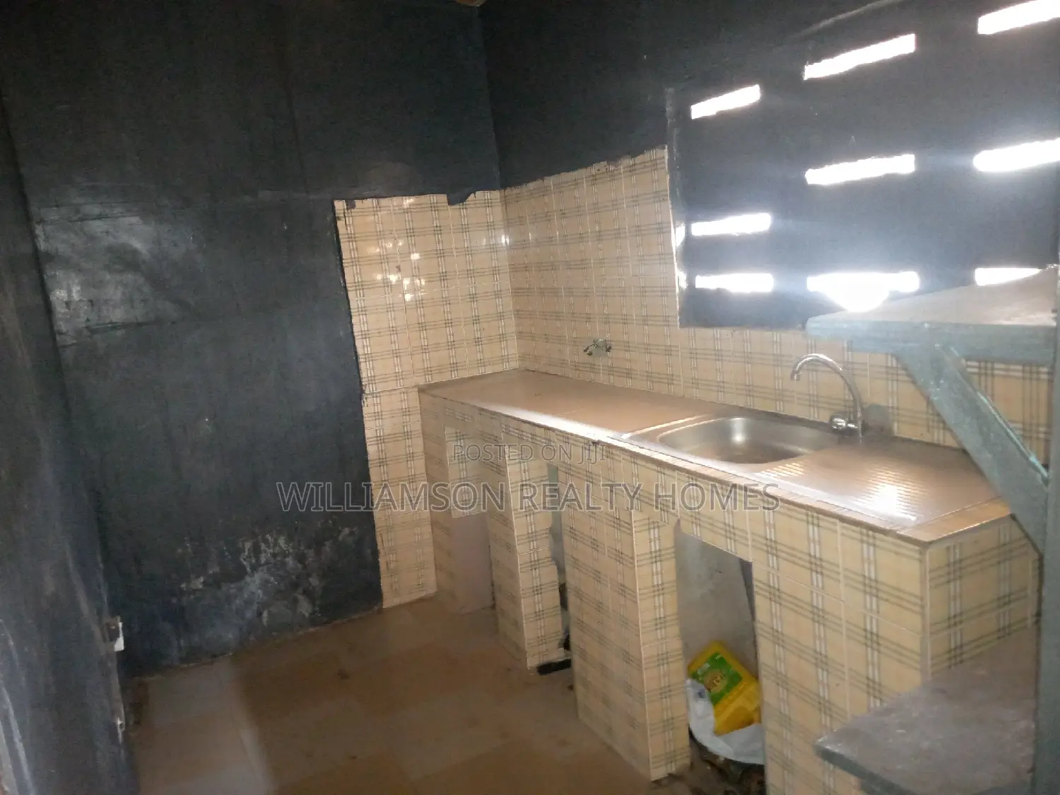 1bdrm Apartment in Regimanuel Estate, Spintex for rent