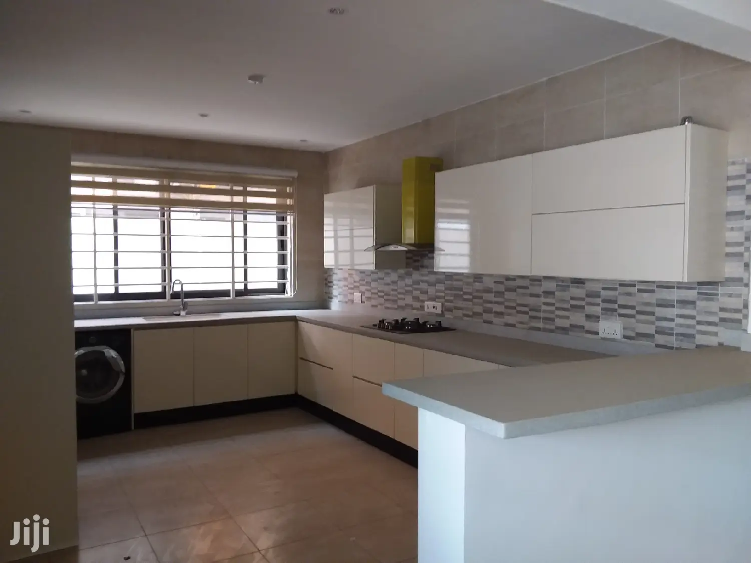 4bdrm House in Bronko Housing, Accra Metropolitan for rent