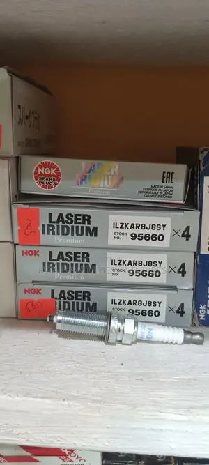Ngk Laser Iridium Plug Ilzkar8j8sy 95660 +Delivery ( Honda )