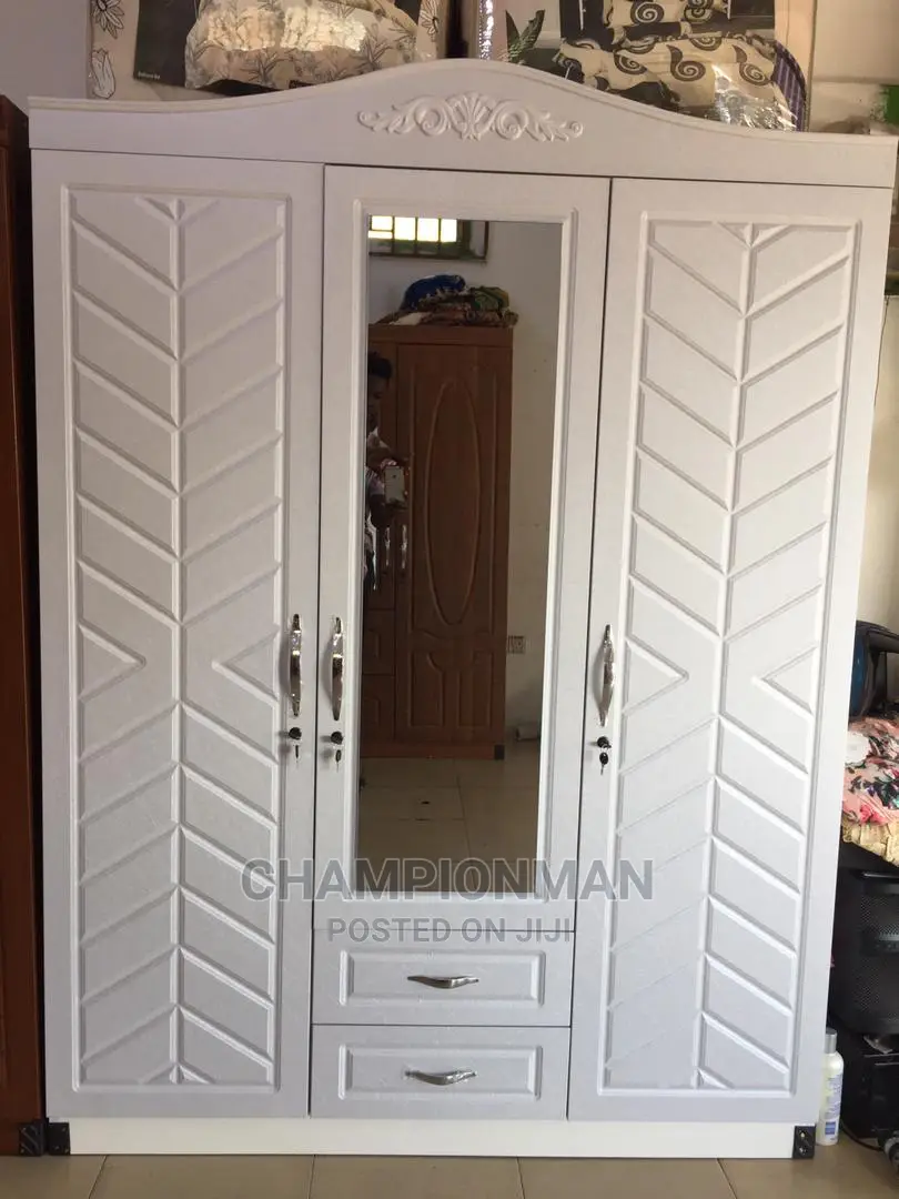 Italian Wardrobe With 3 Doors