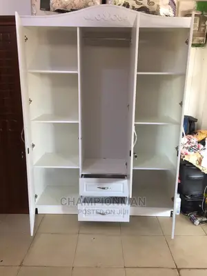 Italian Wardrobe With 3 Doors
