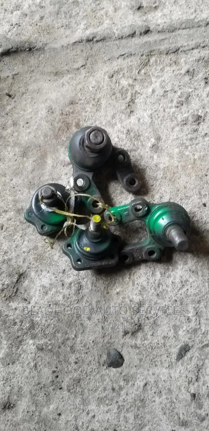 Nissan 4×4 Pickup Set Ball Joints Available