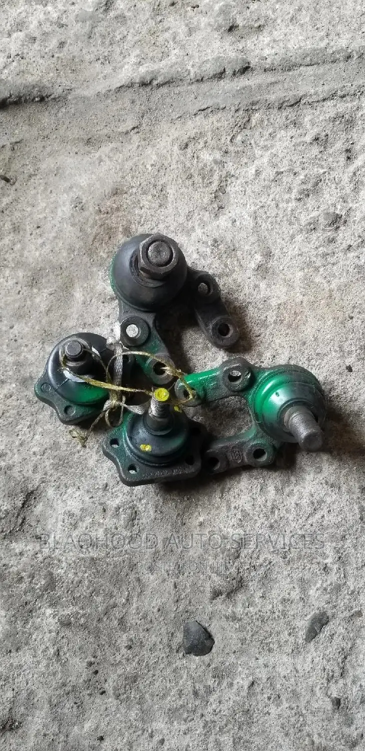 Nissan 4×4 Pickup Set Ball Joints Available