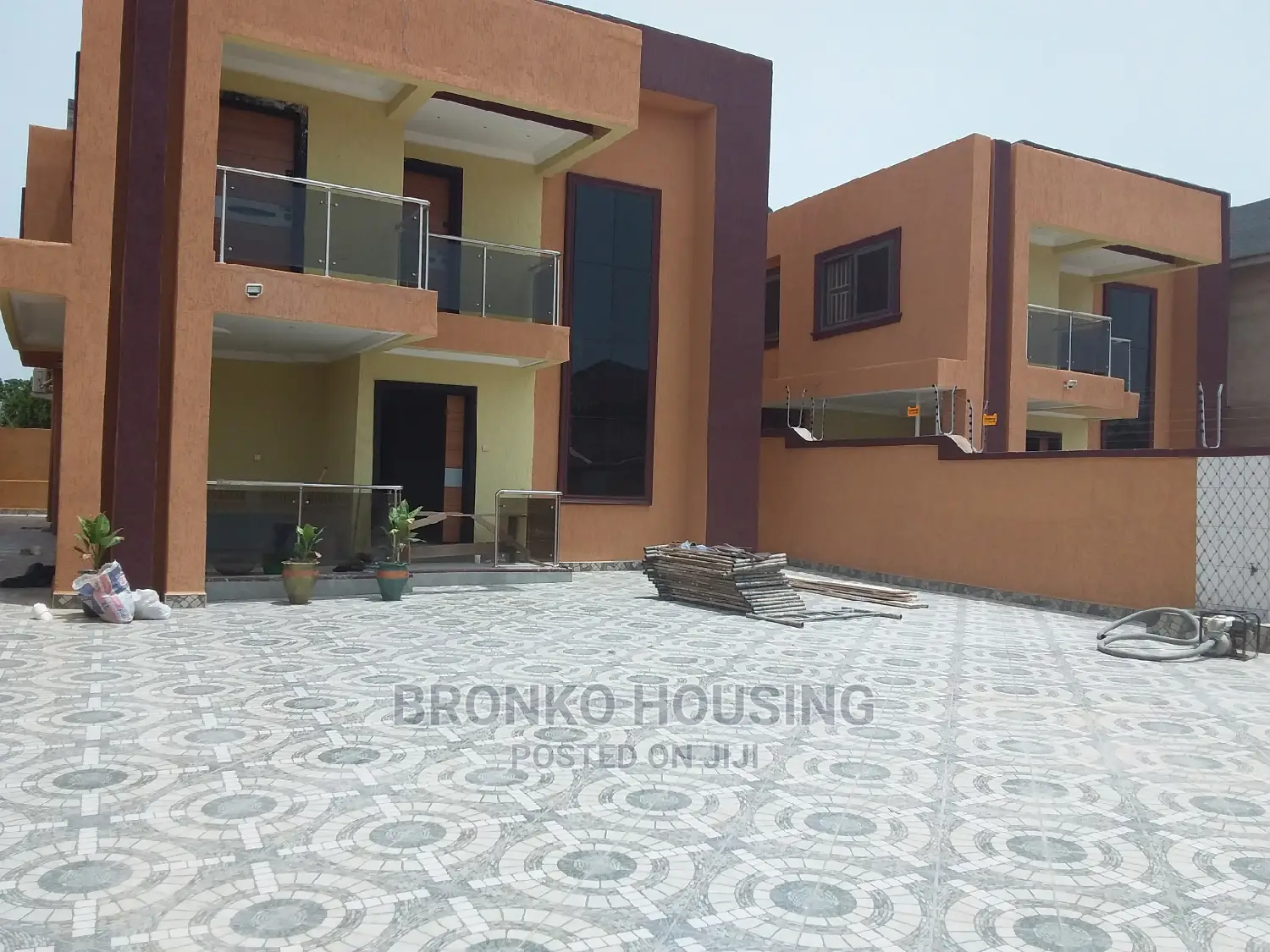 4bdrm House in Bronko Housing, Accra Metropolitan for rent