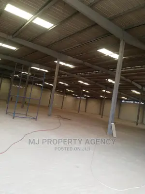ROADSIDE 3500 SQM WAREHOUSE in Tema