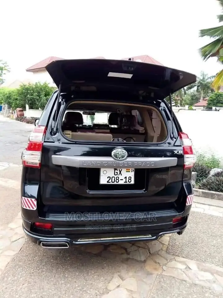 Car Rentals Toyota Land-Cruisers Prado for Rent in Accra