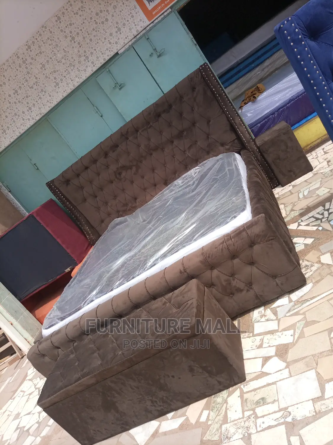 Kingsize Bed With Mattress,Automan and Tables