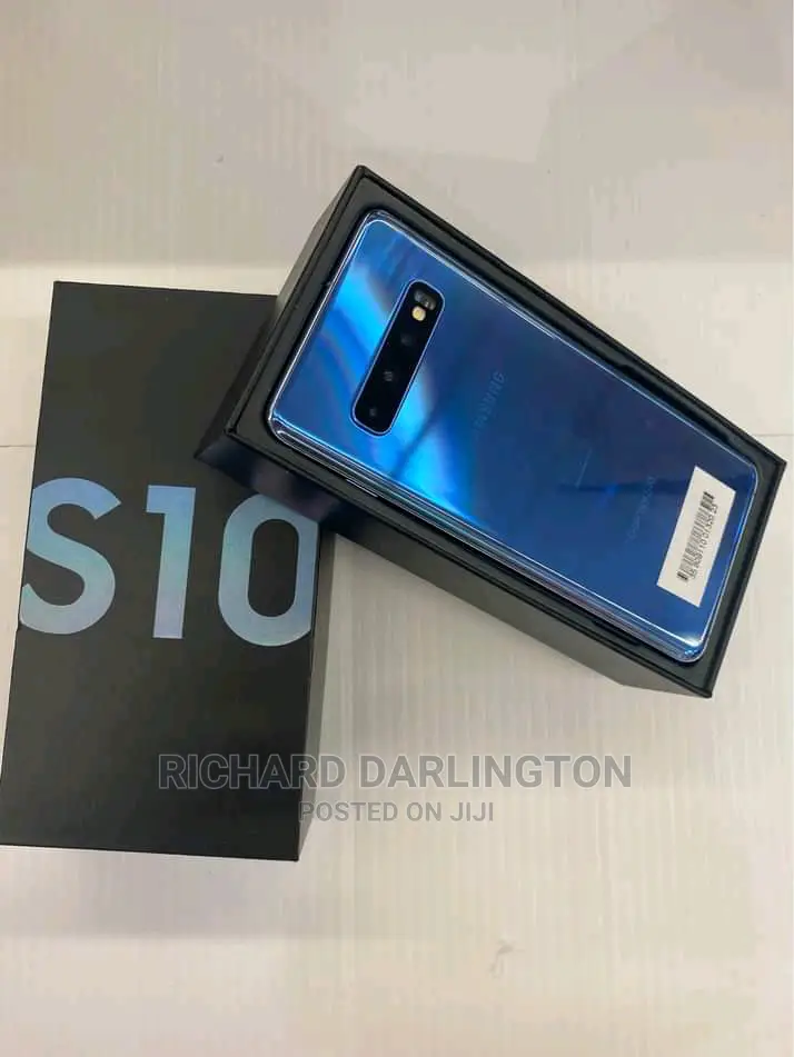 New Samsung Galaxy S10 128 GB Blue