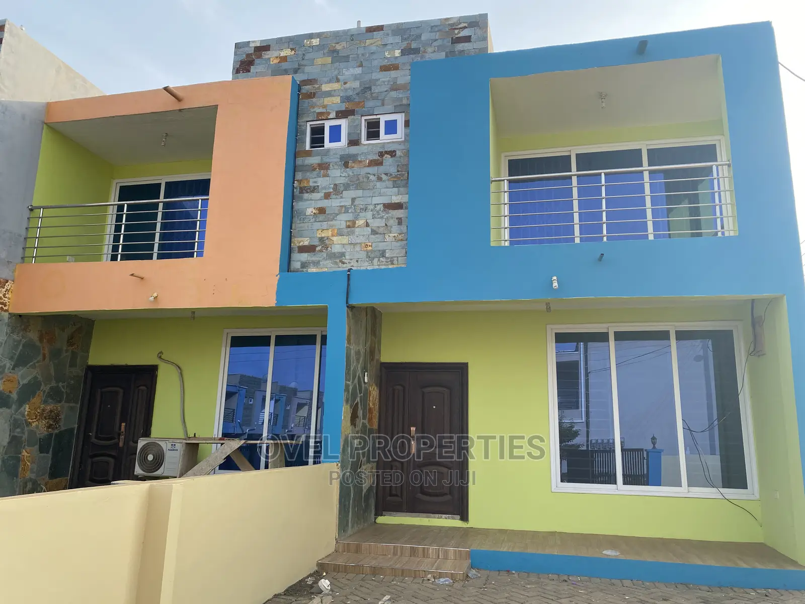 2bdrm House in Ovel, East Legon for rent