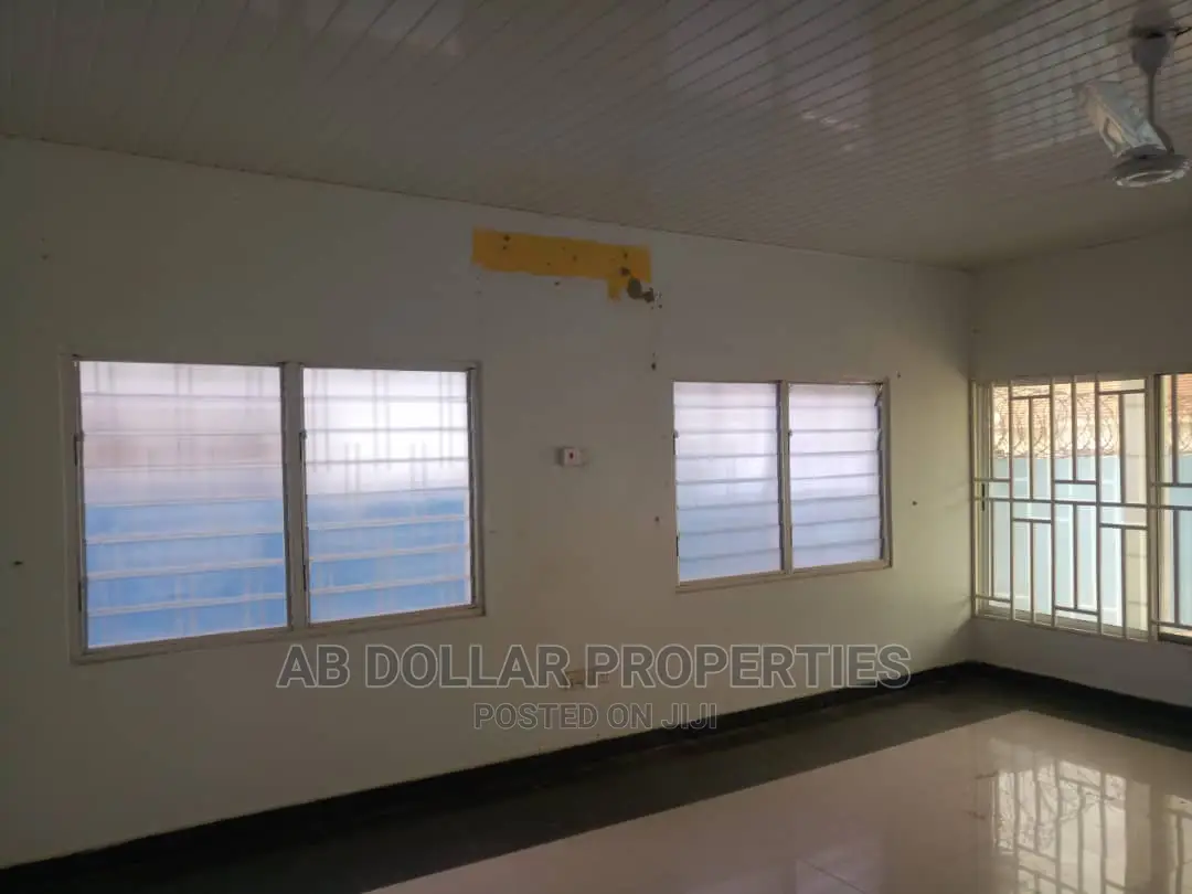 Furnished 3bdrm House in Baatsona Total for rent