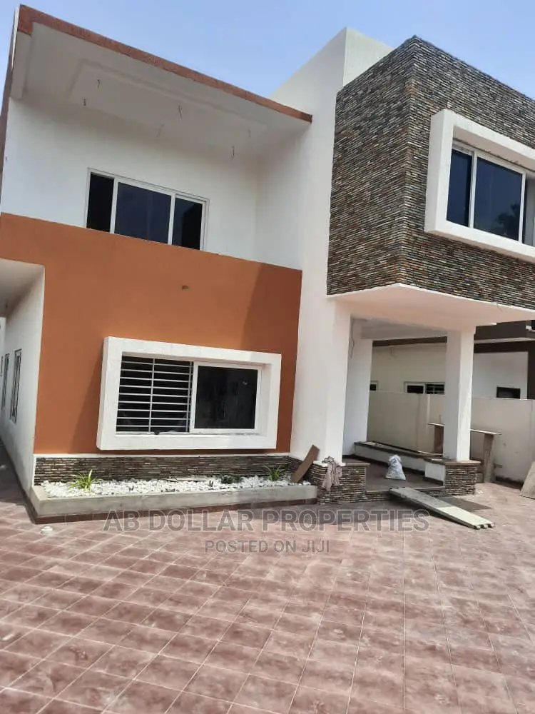 4 Bedroom House In Spintex For Sale