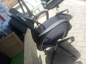 Black Mesh Office Chair
