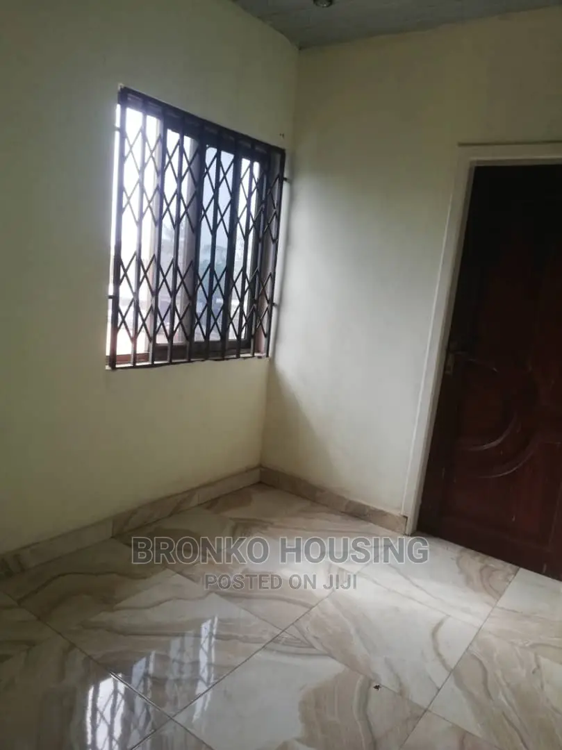 2bdrm Shared Apartment in Bronko Housing, Accra Metropolitan for rent