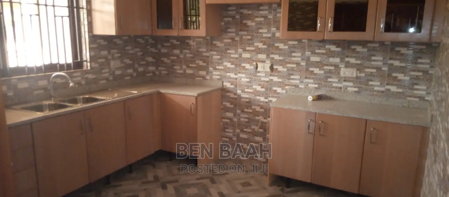 2bdrm Apartment in Ben Properties, Ga East Municipal for rent