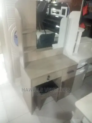Solid Dresser