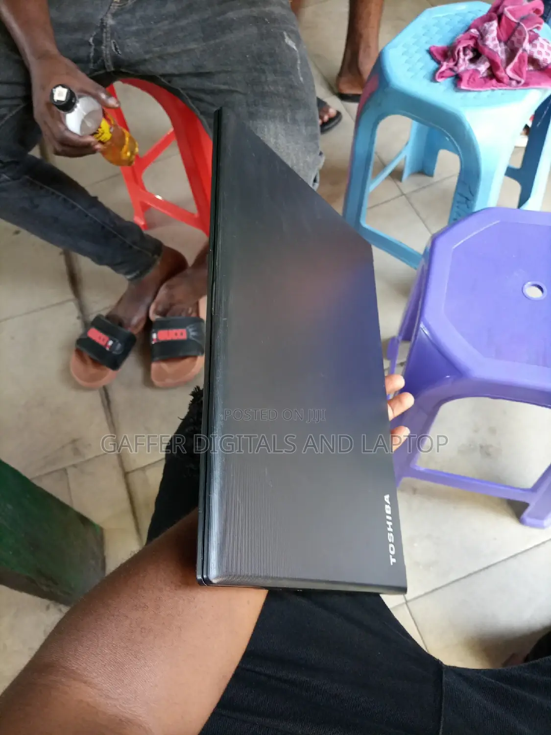 New Laptop Toshiba Satellite L750D 4GB Intel Core 2 Duo HDD 512GB