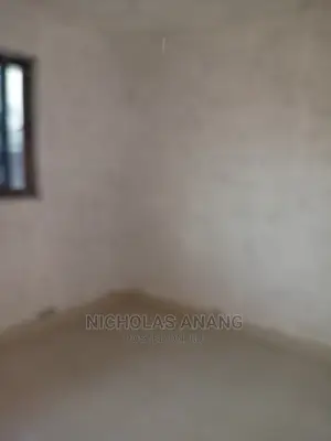 1bdrm House in New Town for rent