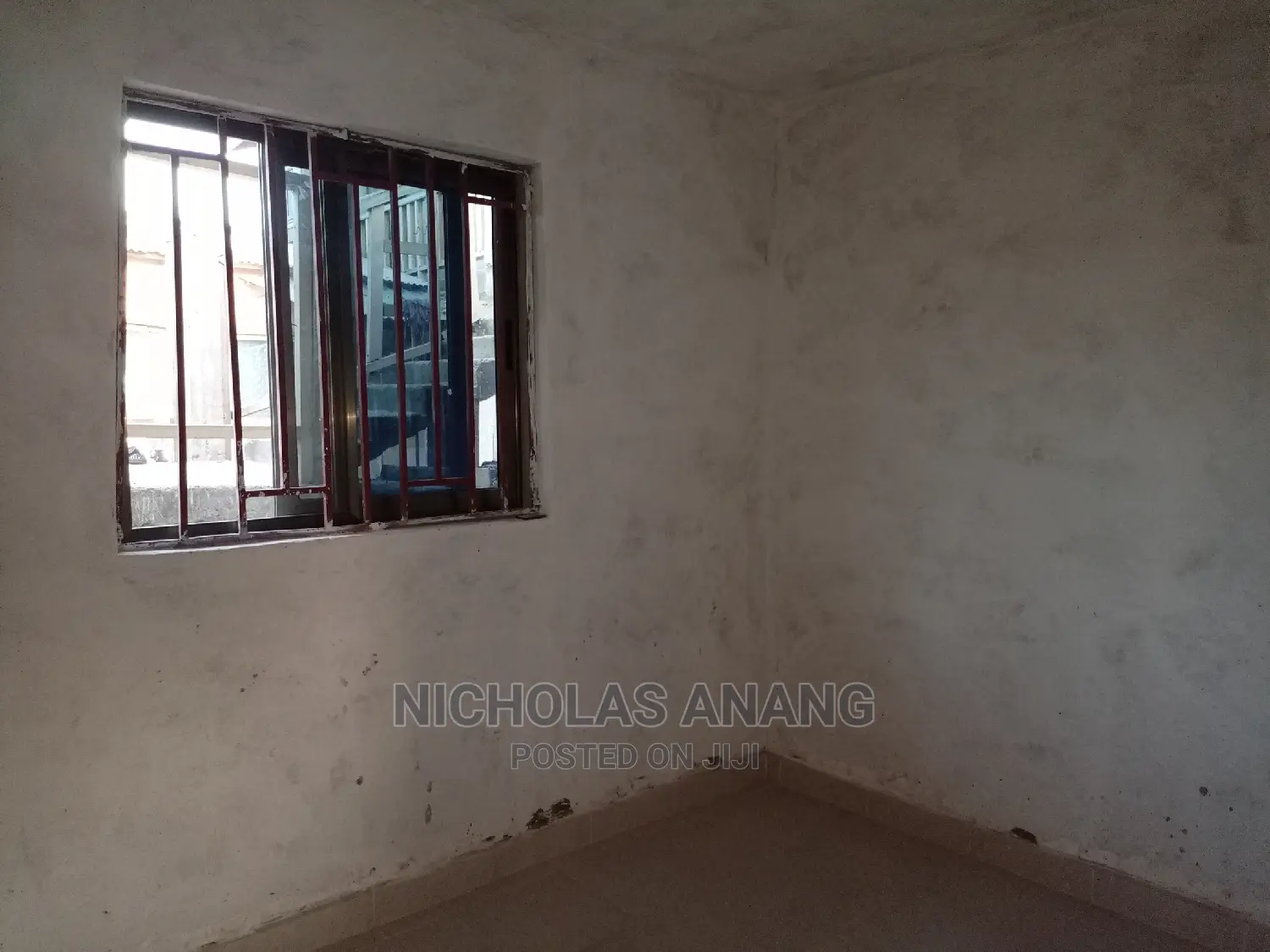 1bdrm House in New Town for rent