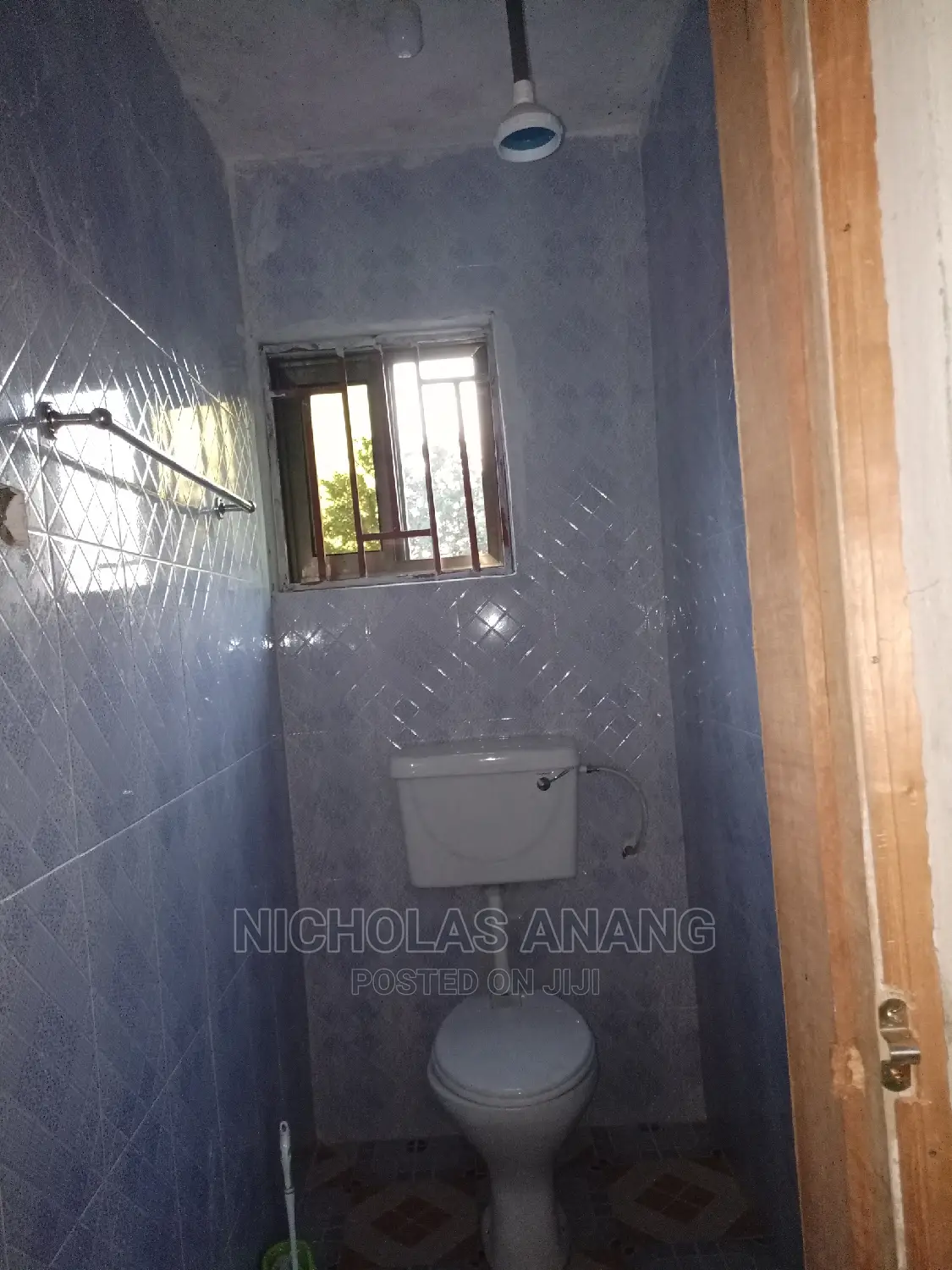 1bdrm House in New Town for rent