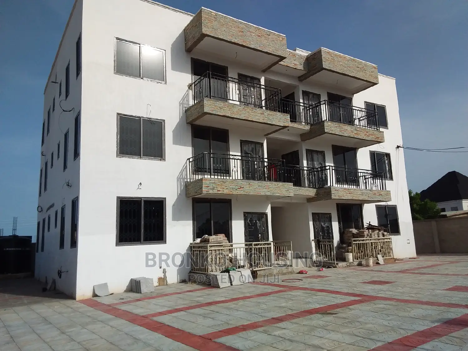 2bdrm Shared Apartment in Bronko Housing, Accra Metropolitan for rent