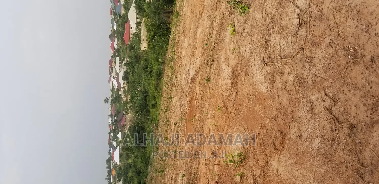 Land for Sale at Santa'si Darko