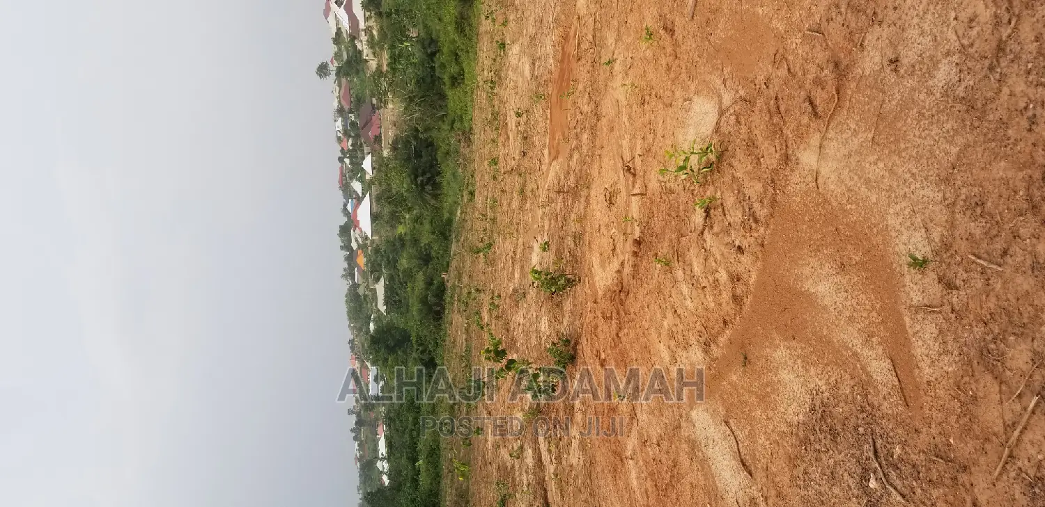 Land for Sale at Santa'si Darko
