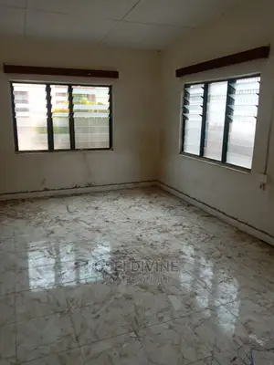 Cool 2-Bedrooms S/C Apartment Dansoman