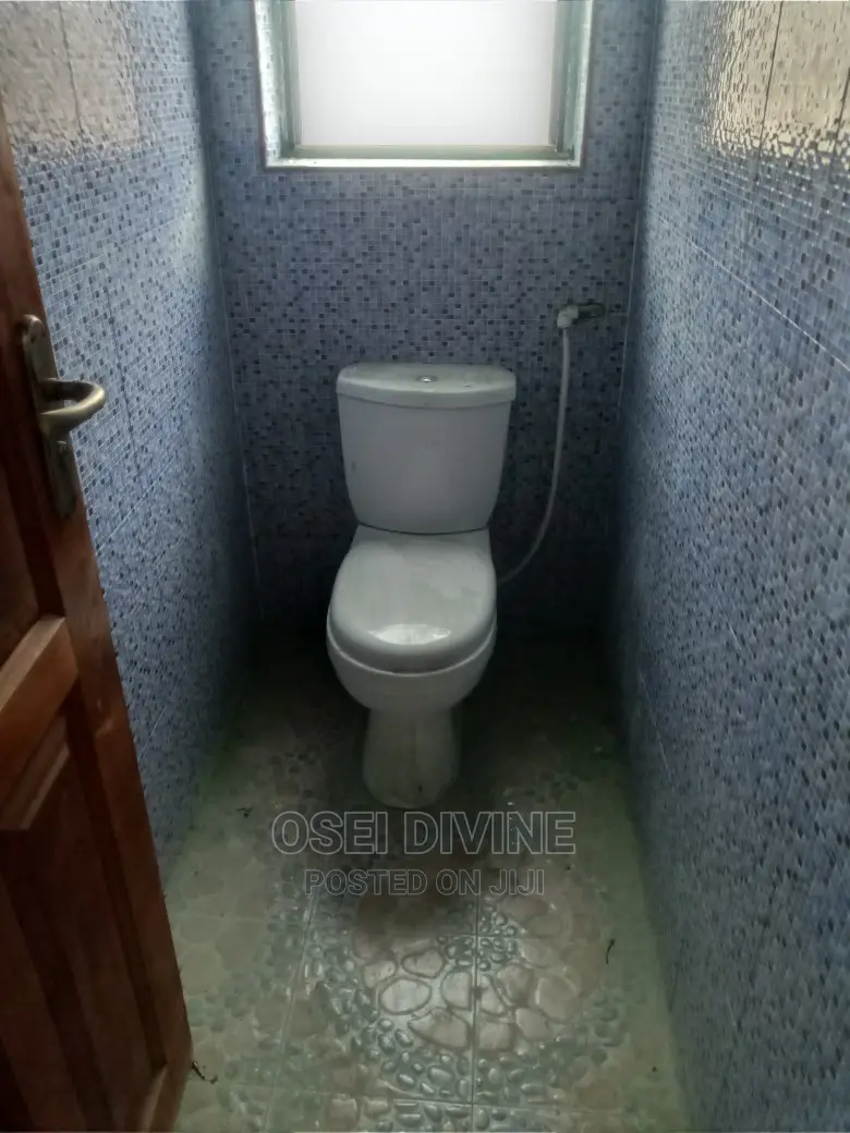 Cool 2-Bedrooms S/C Apartment Dansoman