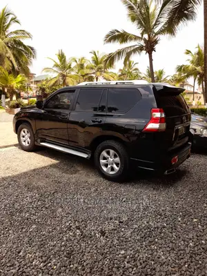 Land Cruiser V8