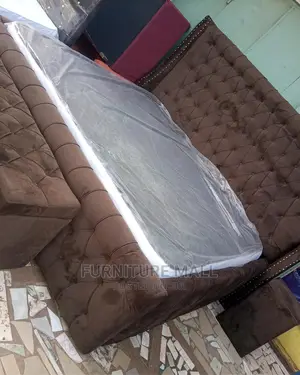 Heavy Kings Bed Plus Mattress Otoman