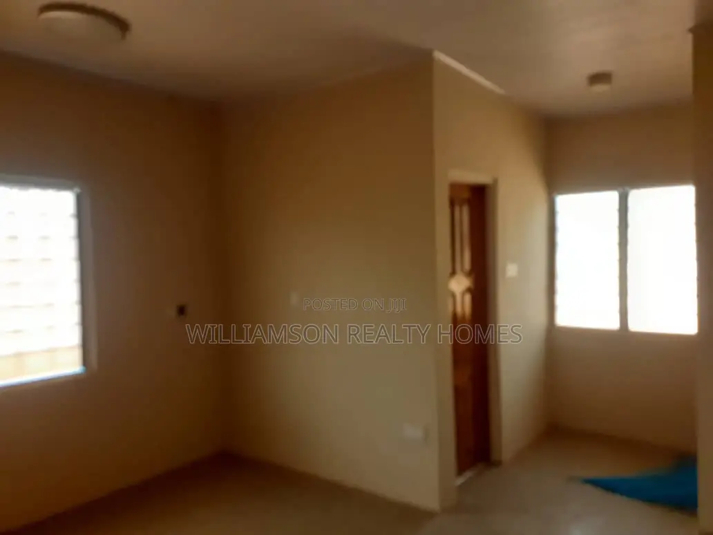 3bdrm House in Coastal Estate, Spintex for rent