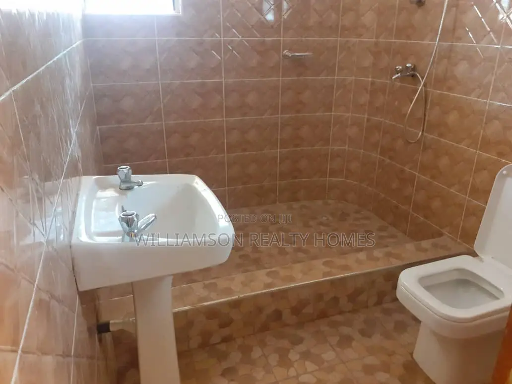 3bdrm House in Coastal Estate, Spintex for rent