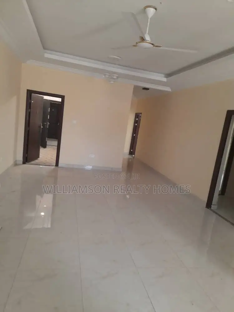 3bdrm House in Tempo Estate, Spintex for rent