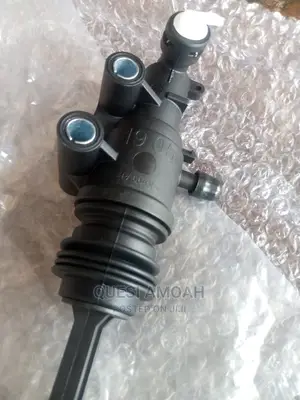 Ford Ranger(T6) Top Clutch Master Cylinder