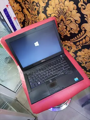 New Laptop Dell Latitude 15 5580 4GB Intel Core 2 Quad HDD 500GB