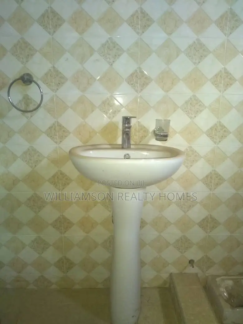 4bdrm Duplex in Regimanuel Estate, Spintex for rent