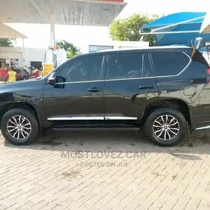 Rent a Toyota Landcruiser Prado With a Driver in Ghana. Rent
