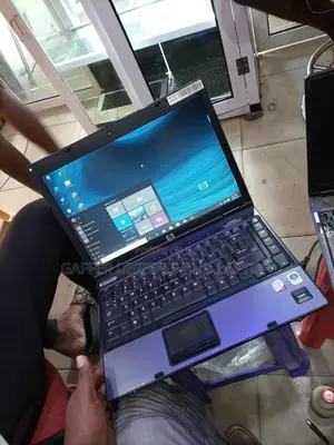 New Laptop HP Compaq 500 4GB Intel Core 2 Duo HDD 250GB