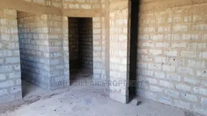 5 Bedrooms House for Sale Tema Metropolitan